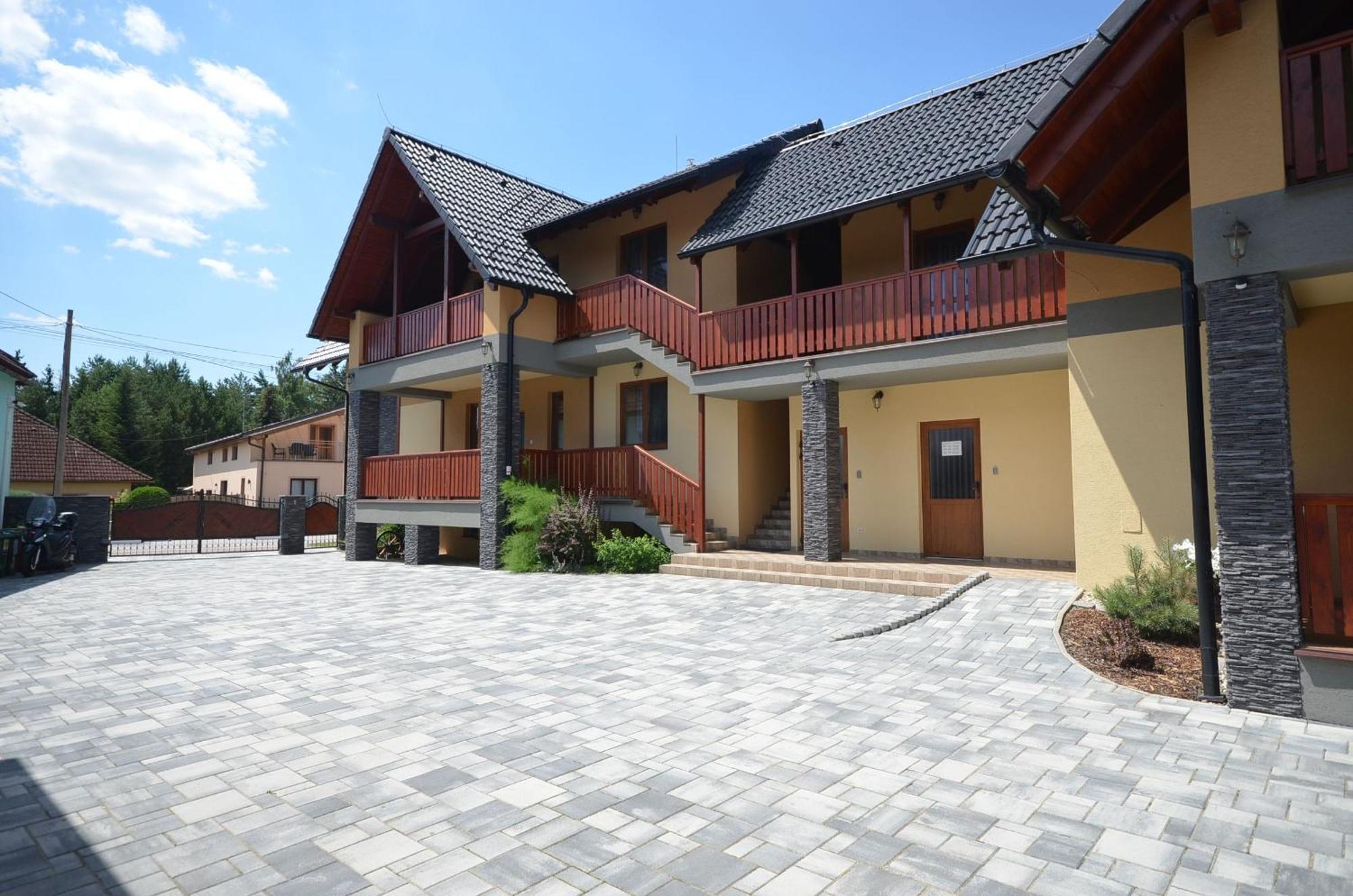 Apartmany Best I. Bešeňová מראה חיצוני תמונה